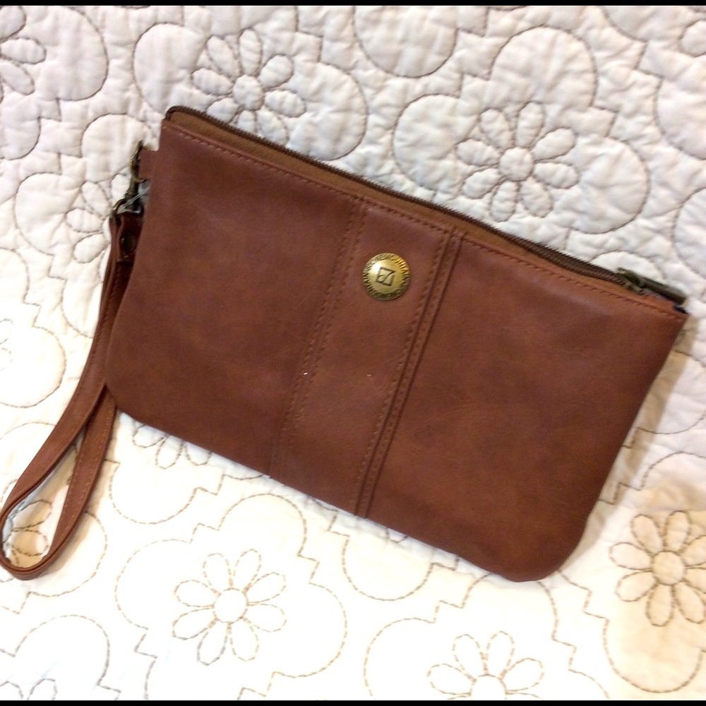 STONE MOUNTAIN Clutch/Wristlet